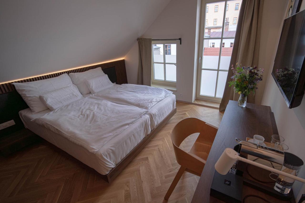 Penzion Havran Litomyšl Exteriör bild